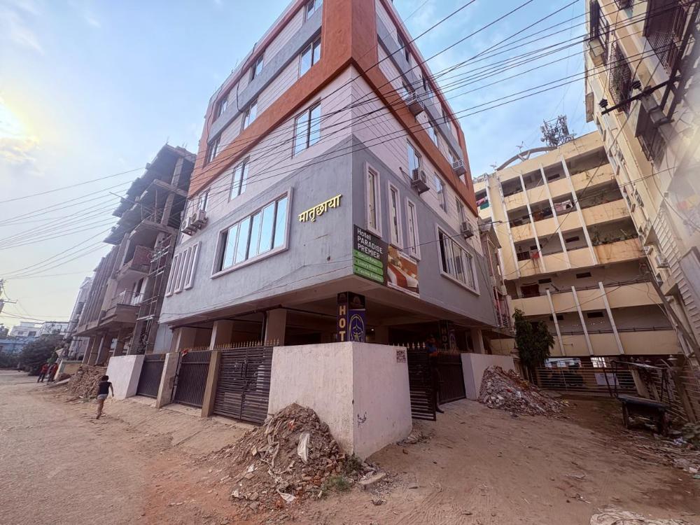 hotel paradise premier