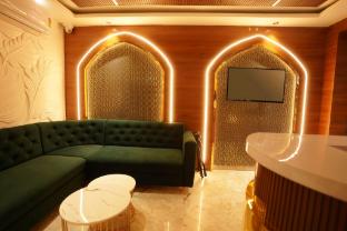 hotel al aziz palace