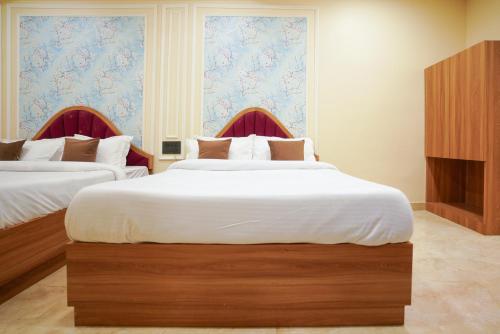 hotel al aziz palace