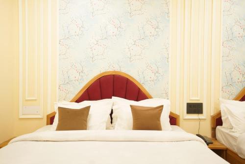 hotel al aziz palace