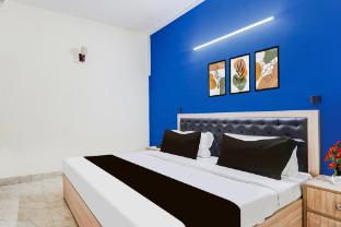 super collection o west vinod nagar metro station formerly royal inn