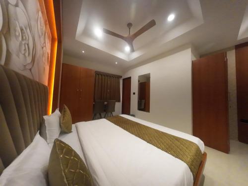 hotel narmada palace