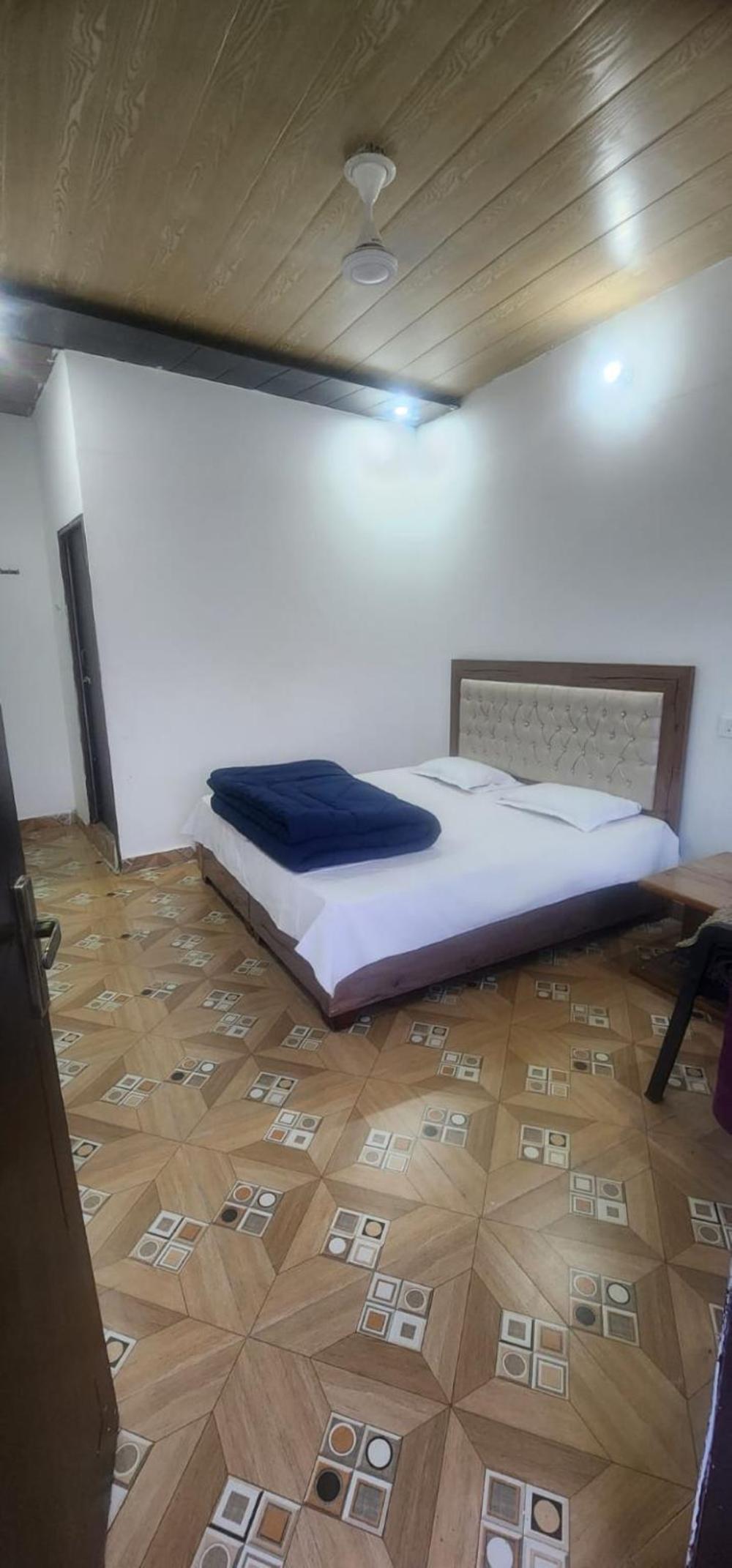 shiv shankar hotel and resort