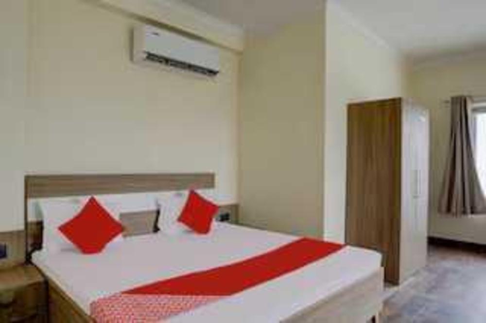 hotel o shaheed bhagat singh inter college roza jalalpur