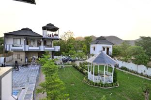 popli paradise resort