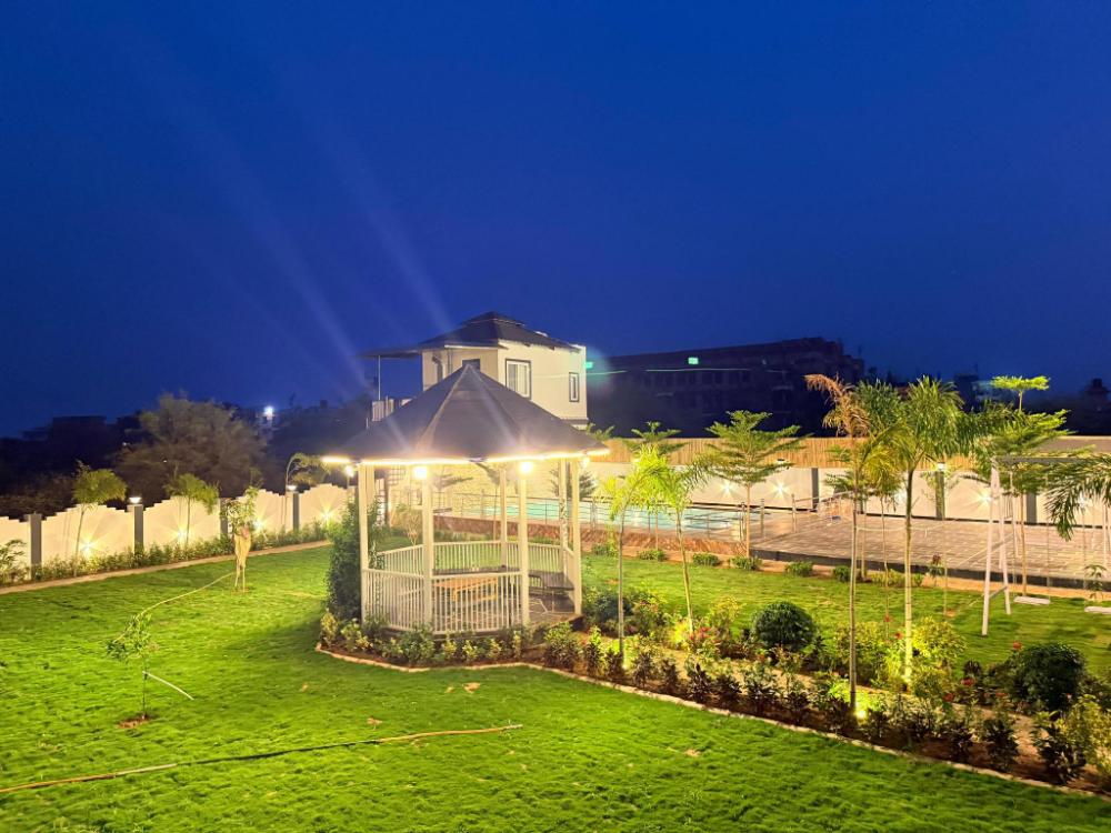 popli paradise resort