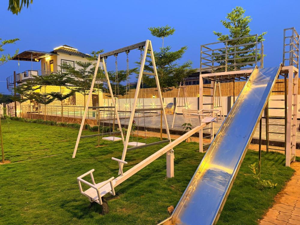 popli paradise resort