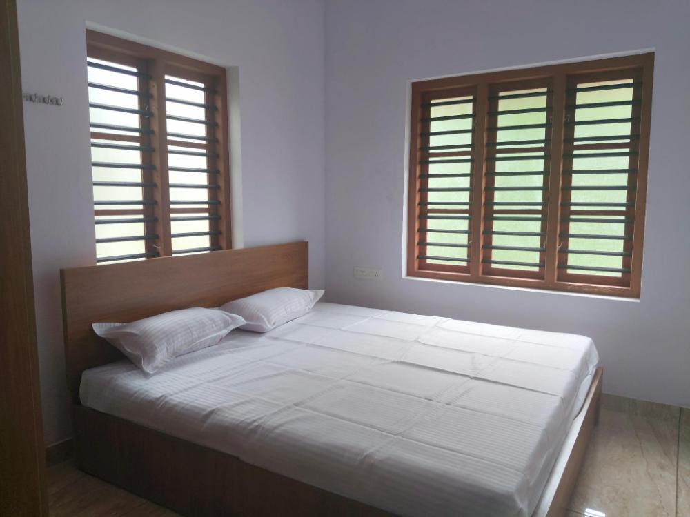 empire life pool villa