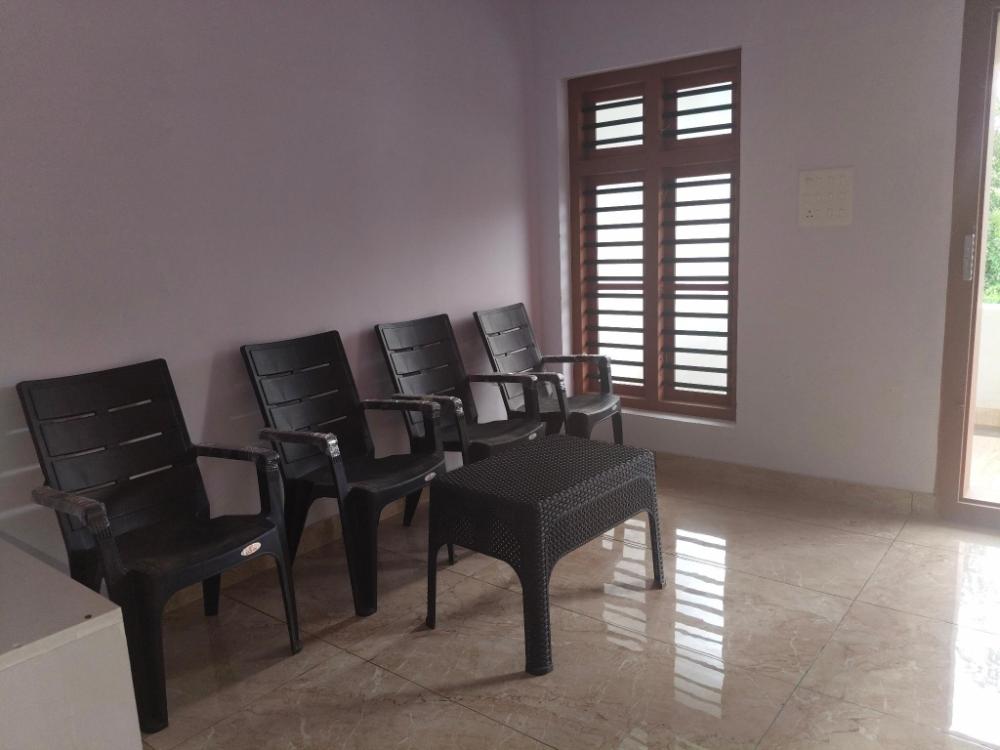 empire life pool villa