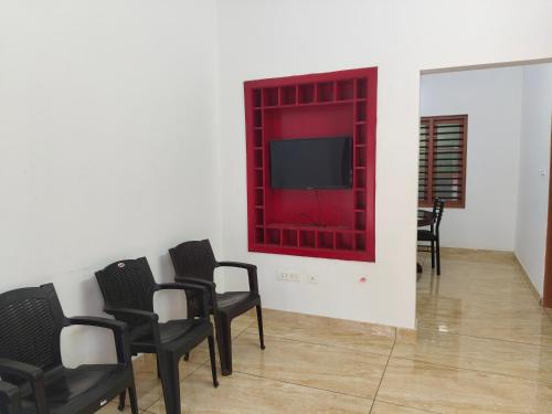 empire life pool villa