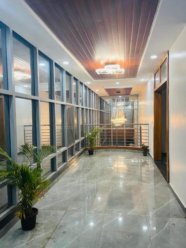 nature inn with greenery comforts