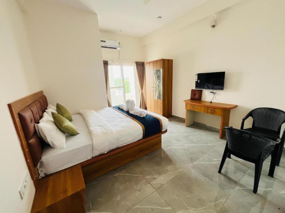 nature inn with greenery comforts