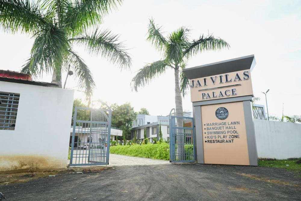jai vilas palace and resort