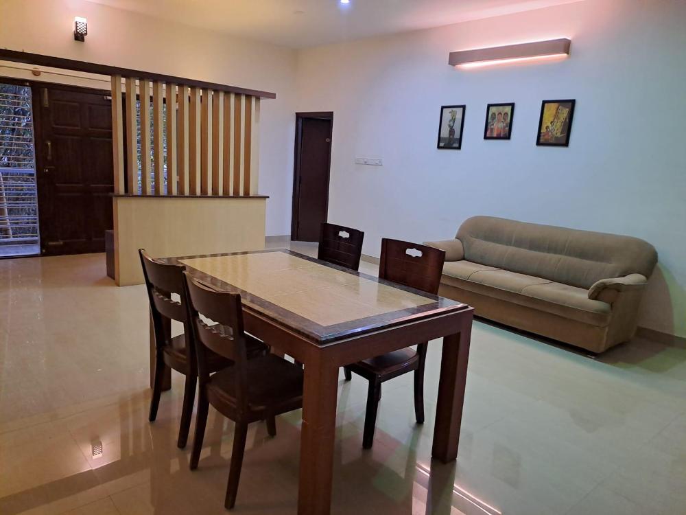 villa8485 airways homestay