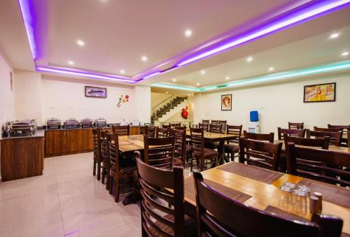 himalayan spurge villa