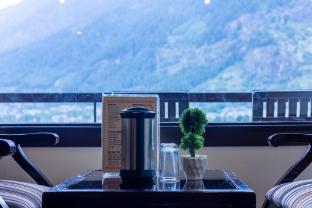 himalayan spurge villa