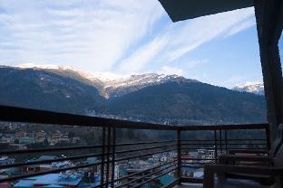 himalayan spurge villa