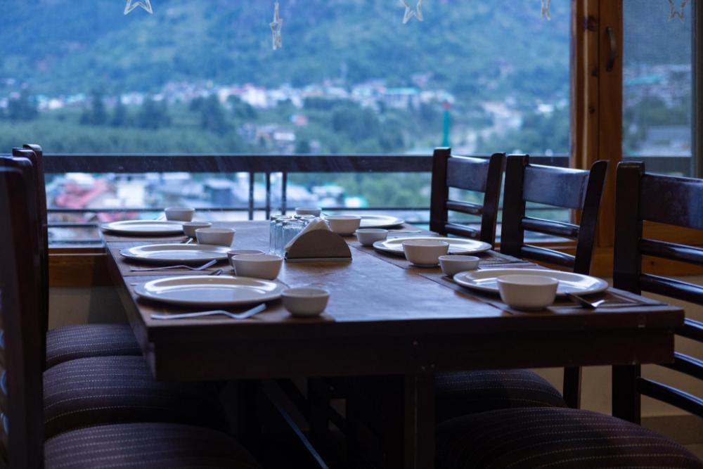 himalayan spurge villa