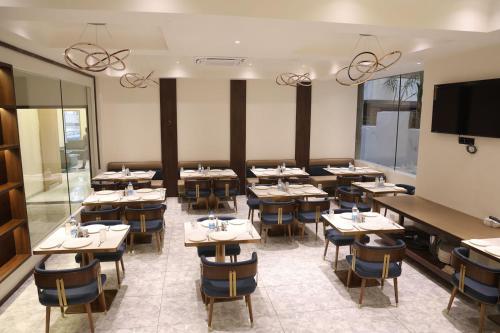 lords studio inn jamnagar