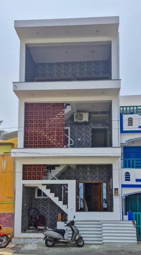 tere mere beach hotel pondicherry