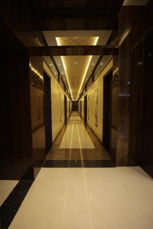 vl patil stays and banquets