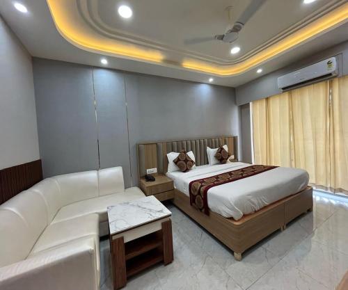 hotel mandakini shri sadhna