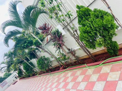 hotel vistaara grand