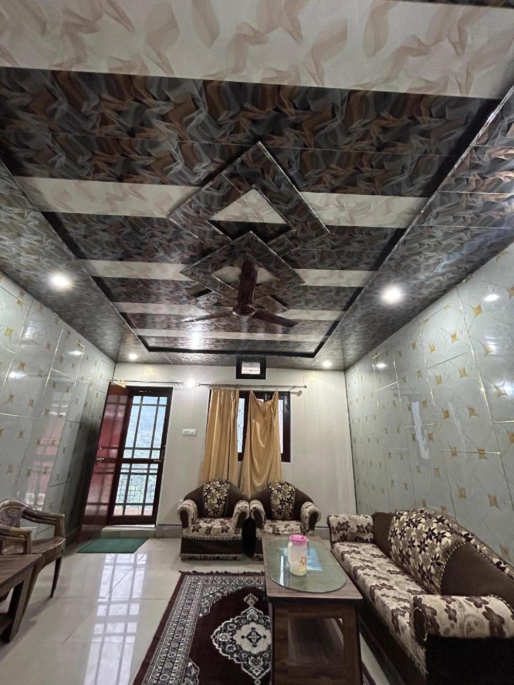 anushri lodge and restaurants