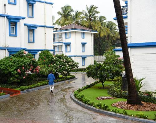 mariana by the pool benaulim