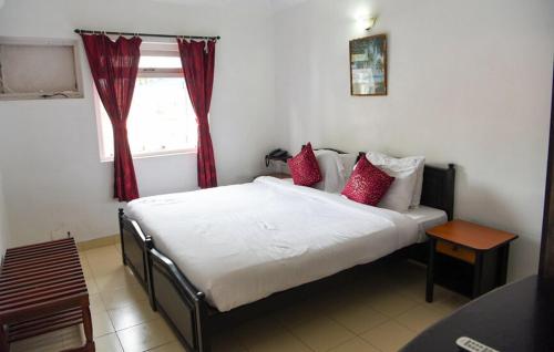 mariana by the pool benaulim