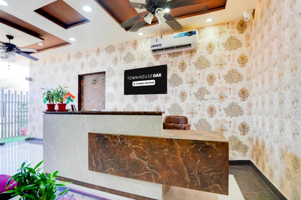 townhouse oak vasundra nagar