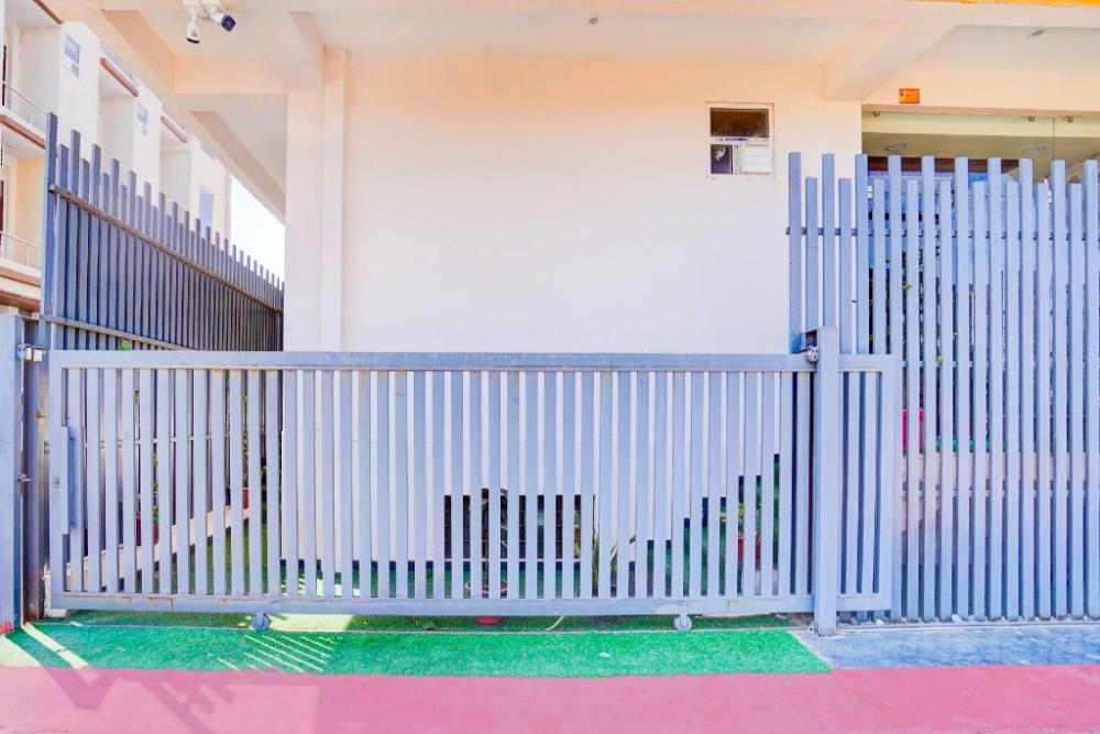 townhouse oak vasundra nagar