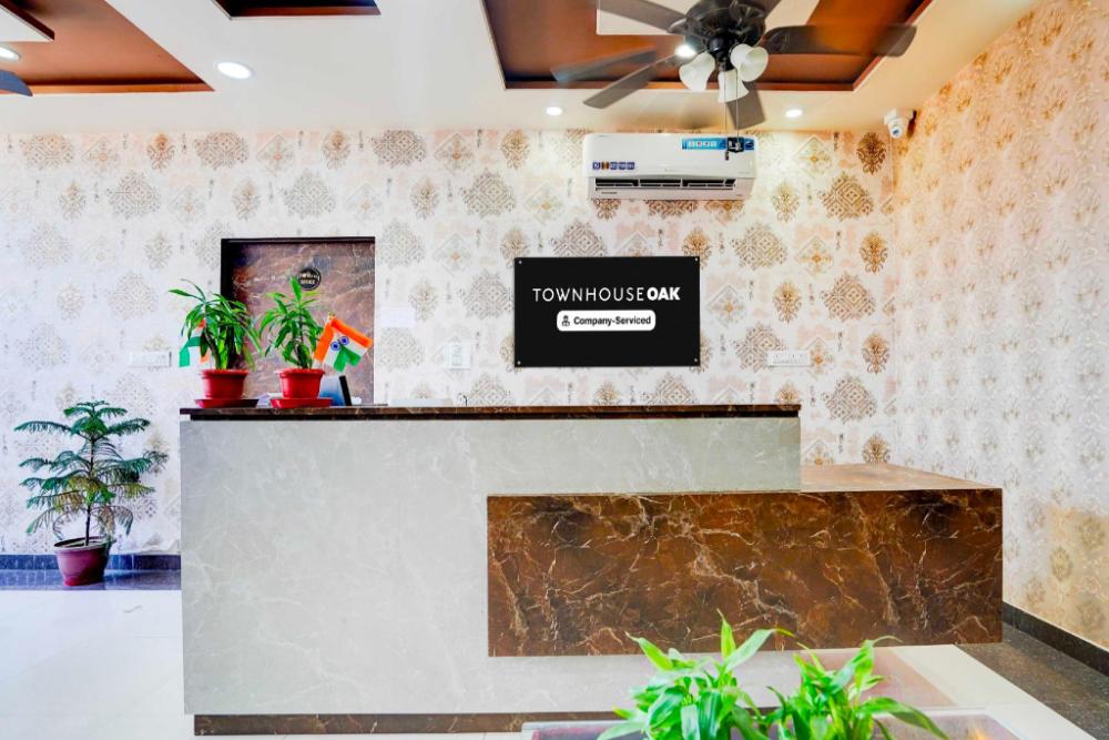 townhouse oak vasundra nagar