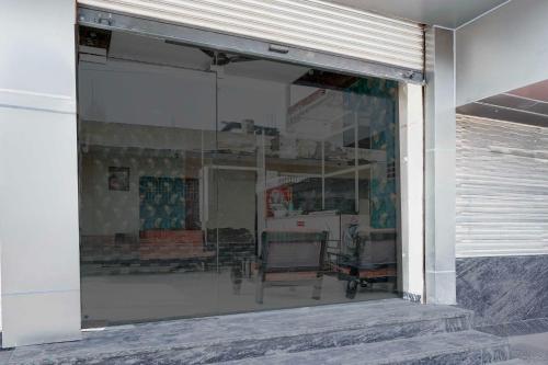 collection o shree ji puram near prem mandir