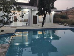 nilgiri farms villa lonavala