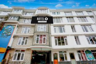 hotel o mall road manali downtown hadimba temple