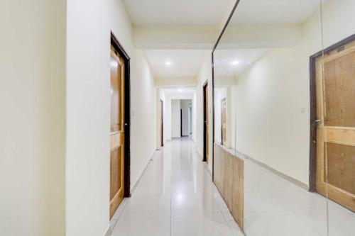 hotel o model town mall road