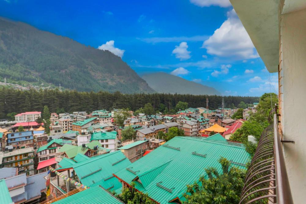 hotel o model town mall road