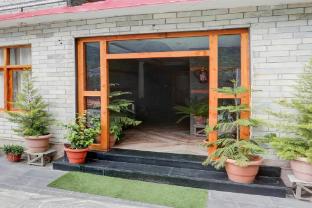 hotel o model town mall road