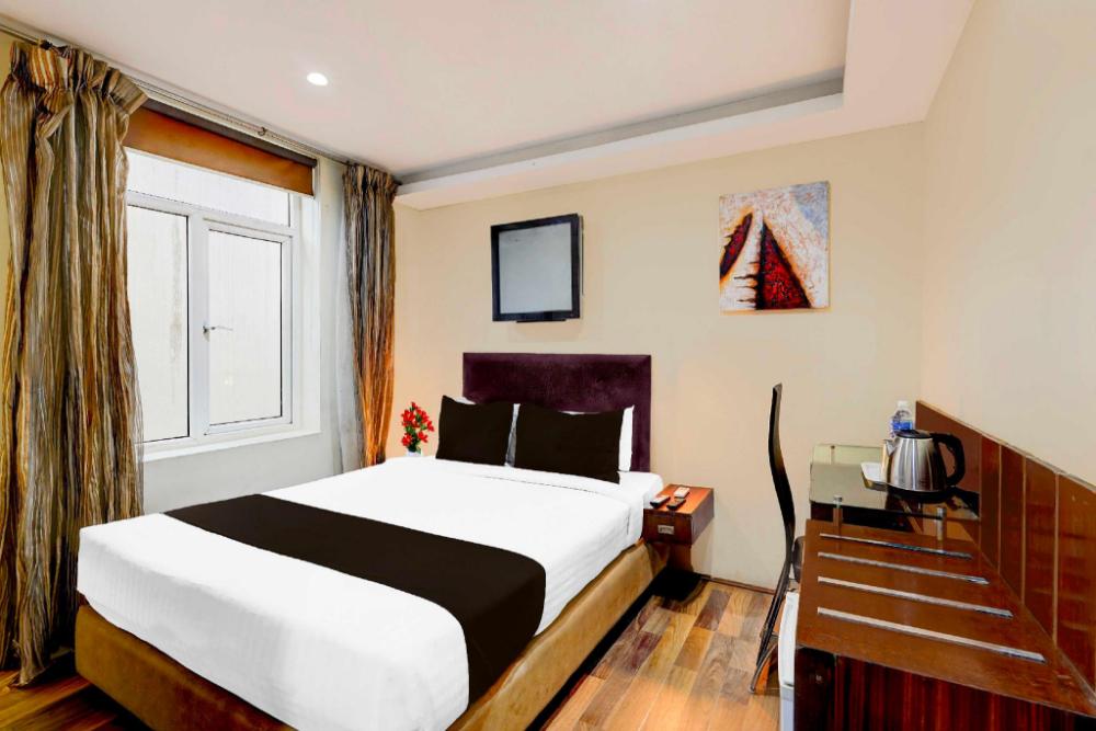 townhouse oak pondicherry opposite to rock beach