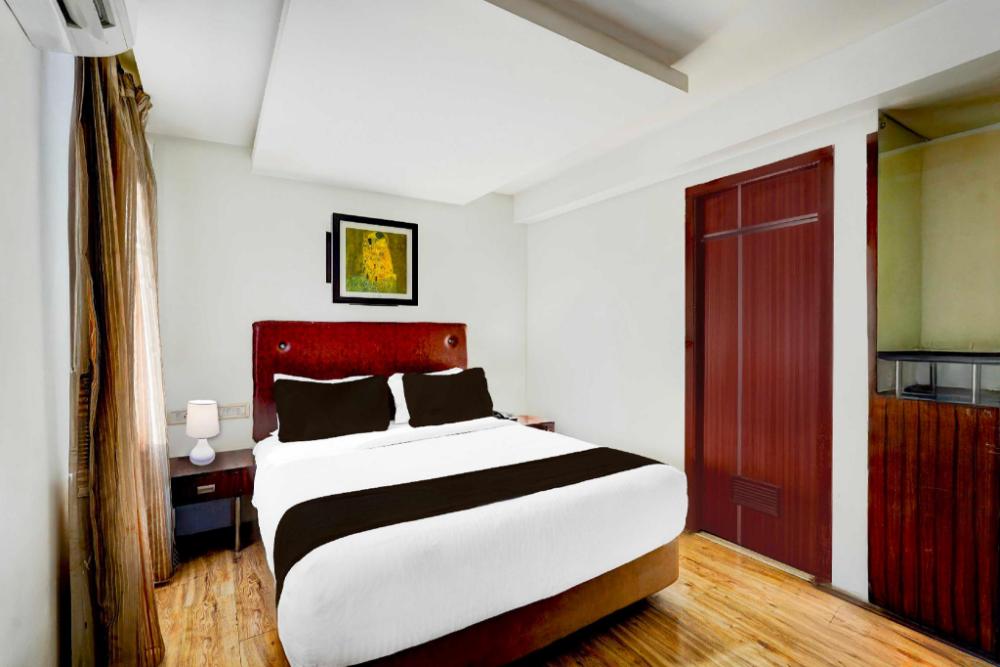 townhouse oak pondicherry opposite to rock beach