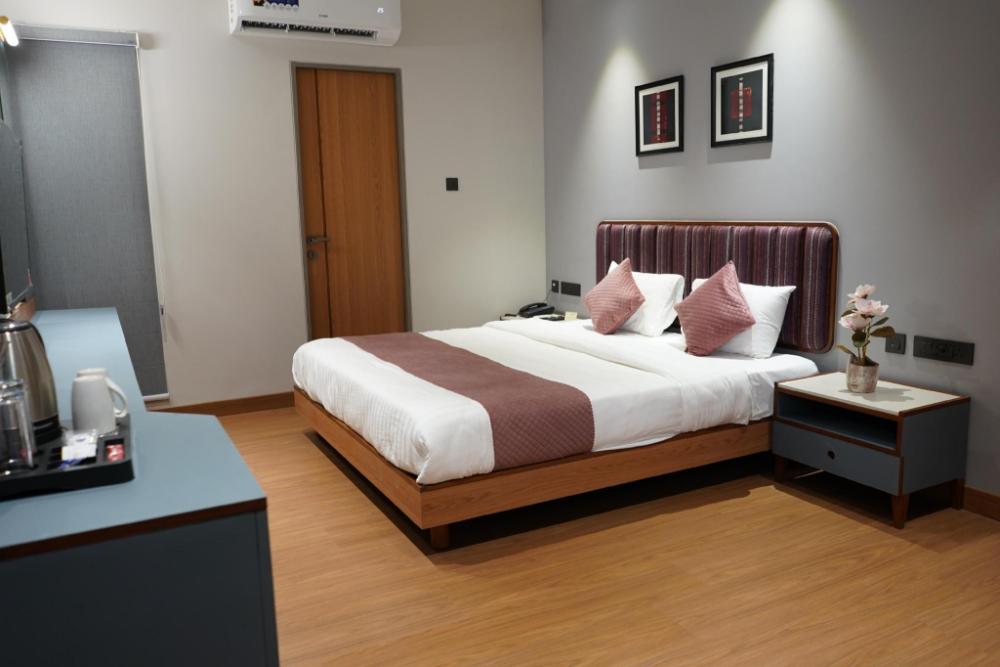 hotel the sankalp retreat