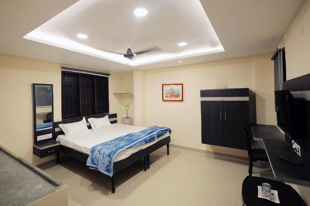 jai ambe hotel