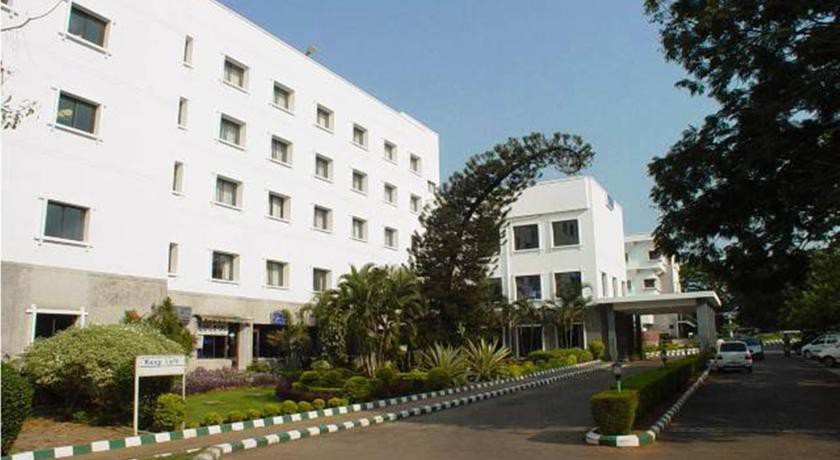fortune inn valley view manipal