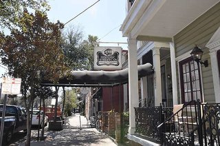 historic streetcar inn
