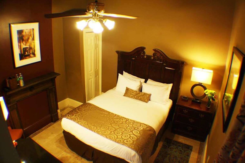 historic streetcar inn