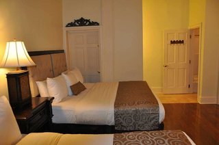 Historic Streetcar Inn,New Orleans>>French Quarter,4 star