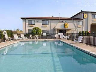 Super 8 By Wyndham Niagara Falls Ny,New York>>Grand Island,2 star