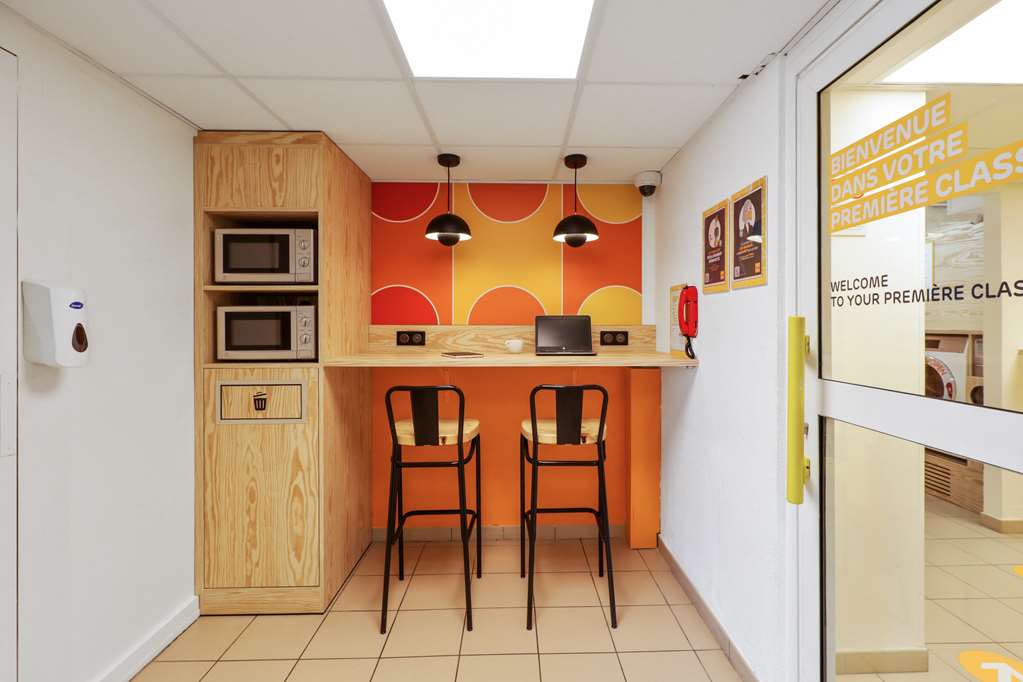 premiere classe lille sud henin beaumont