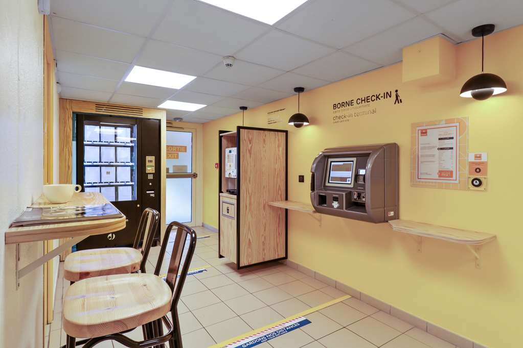 premiere classe lille sud henin beaumont